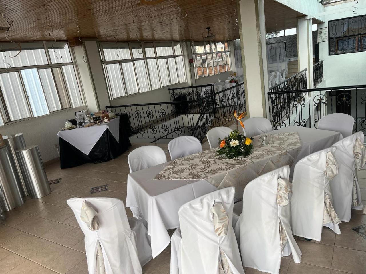 Hotel Davinci Calarcá מראה חיצוני תמונה