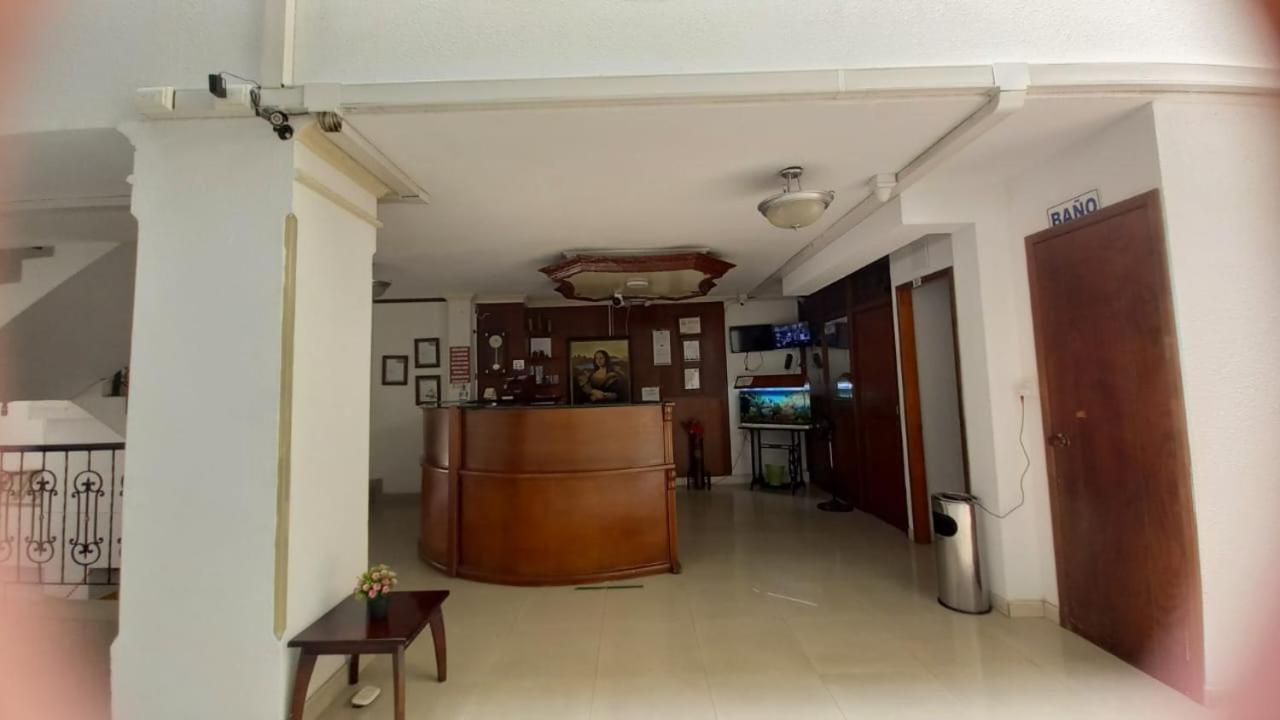 Hotel Davinci Calarcá מראה חיצוני תמונה