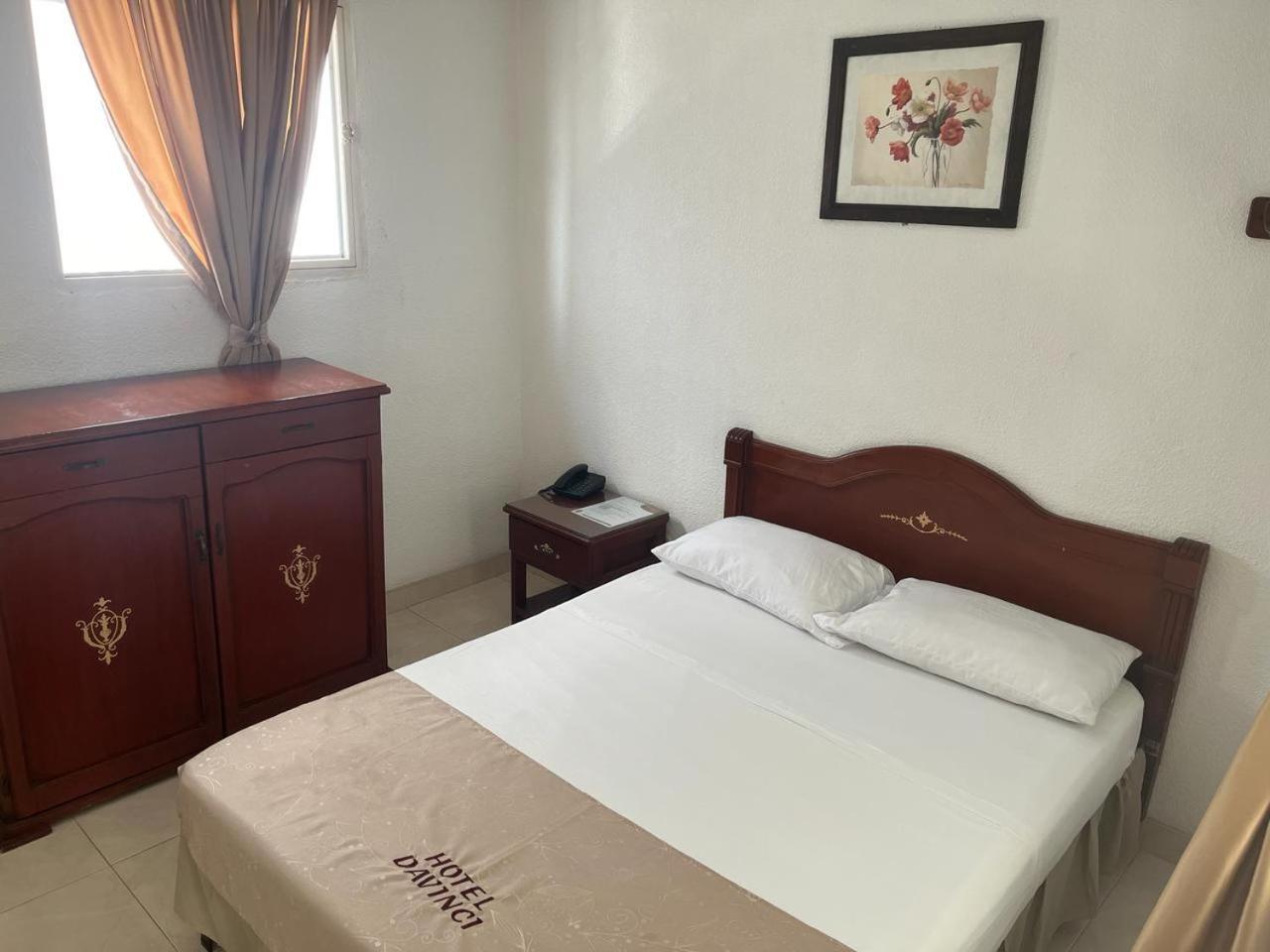 Hotel Davinci Calarcá מראה חיצוני תמונה