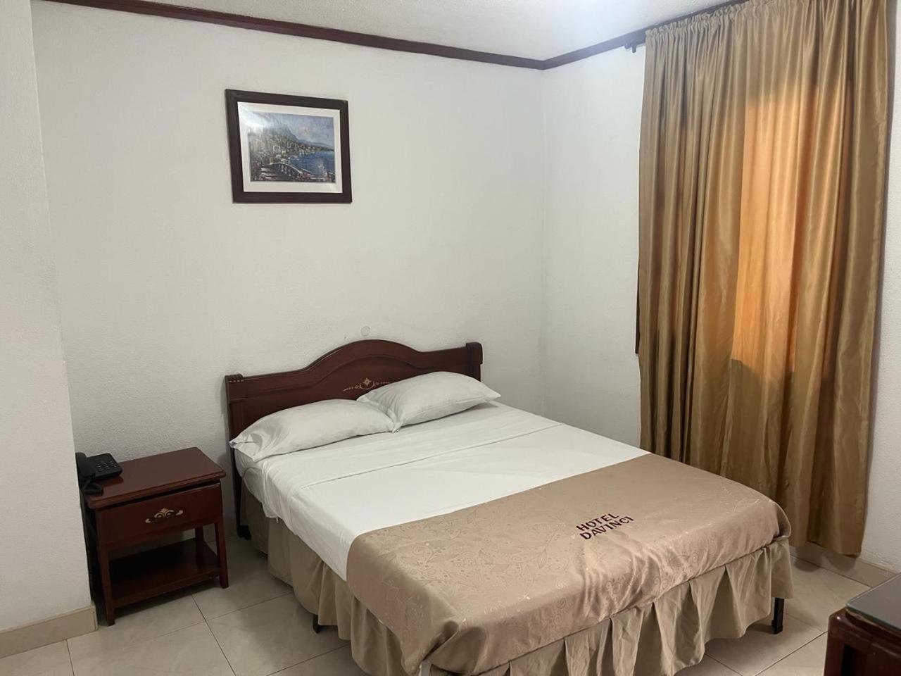 Hotel Davinci Calarcá מראה חיצוני תמונה